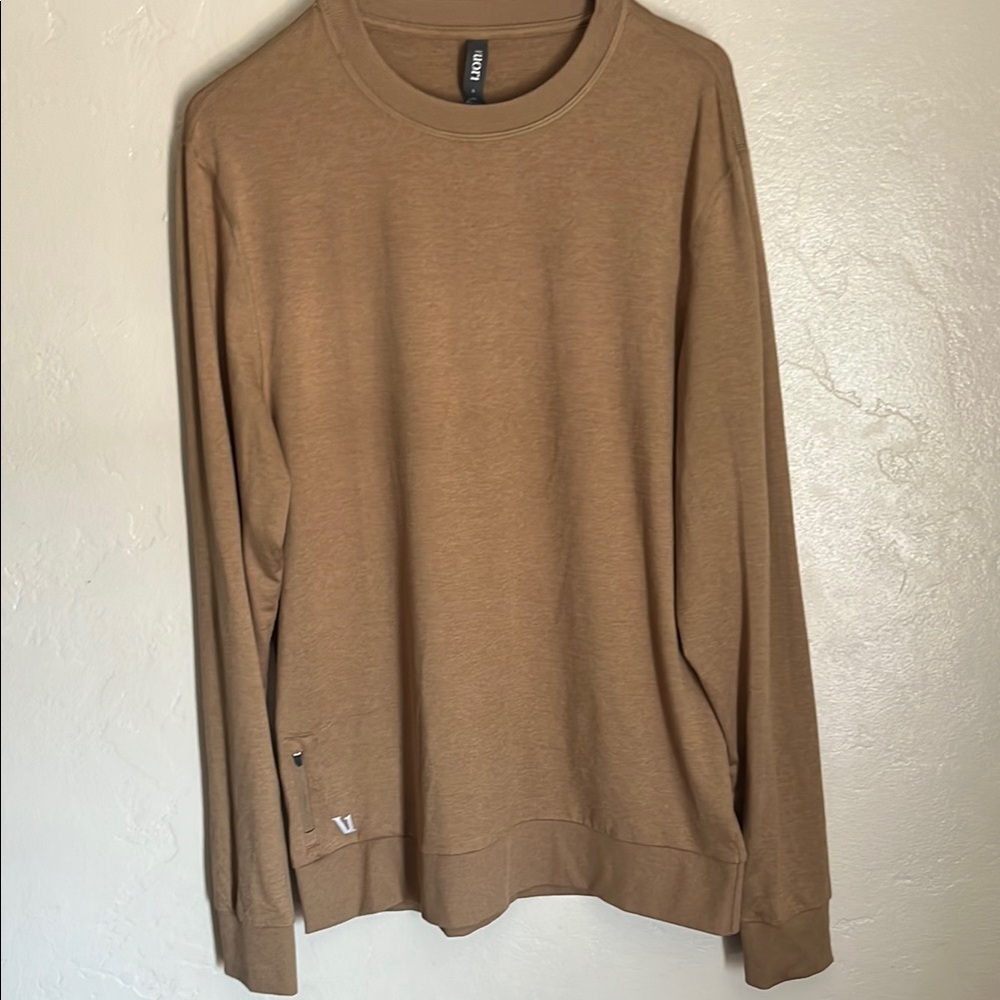 Vuori Men's Crewneck Sweater in Tan